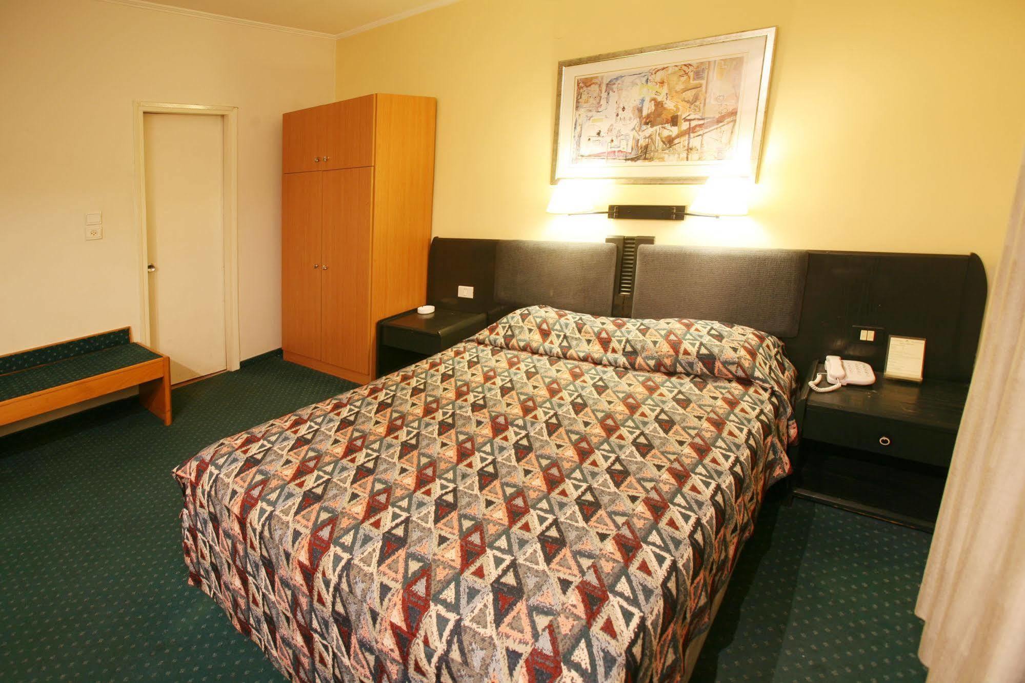 Imperial Hotel Tel Aviv Bagian luar foto